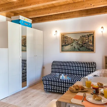 Apartment Andrien's Velissariou